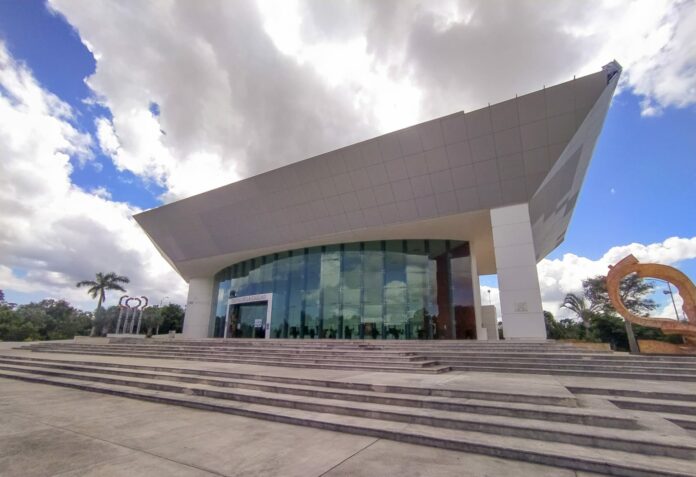 Gobierno municipal promueve la cultura con autocinema en el Teatro de la Ciudad Gobierno municipal promueve la cultura con autocinema en el Teatro de la Ciudad