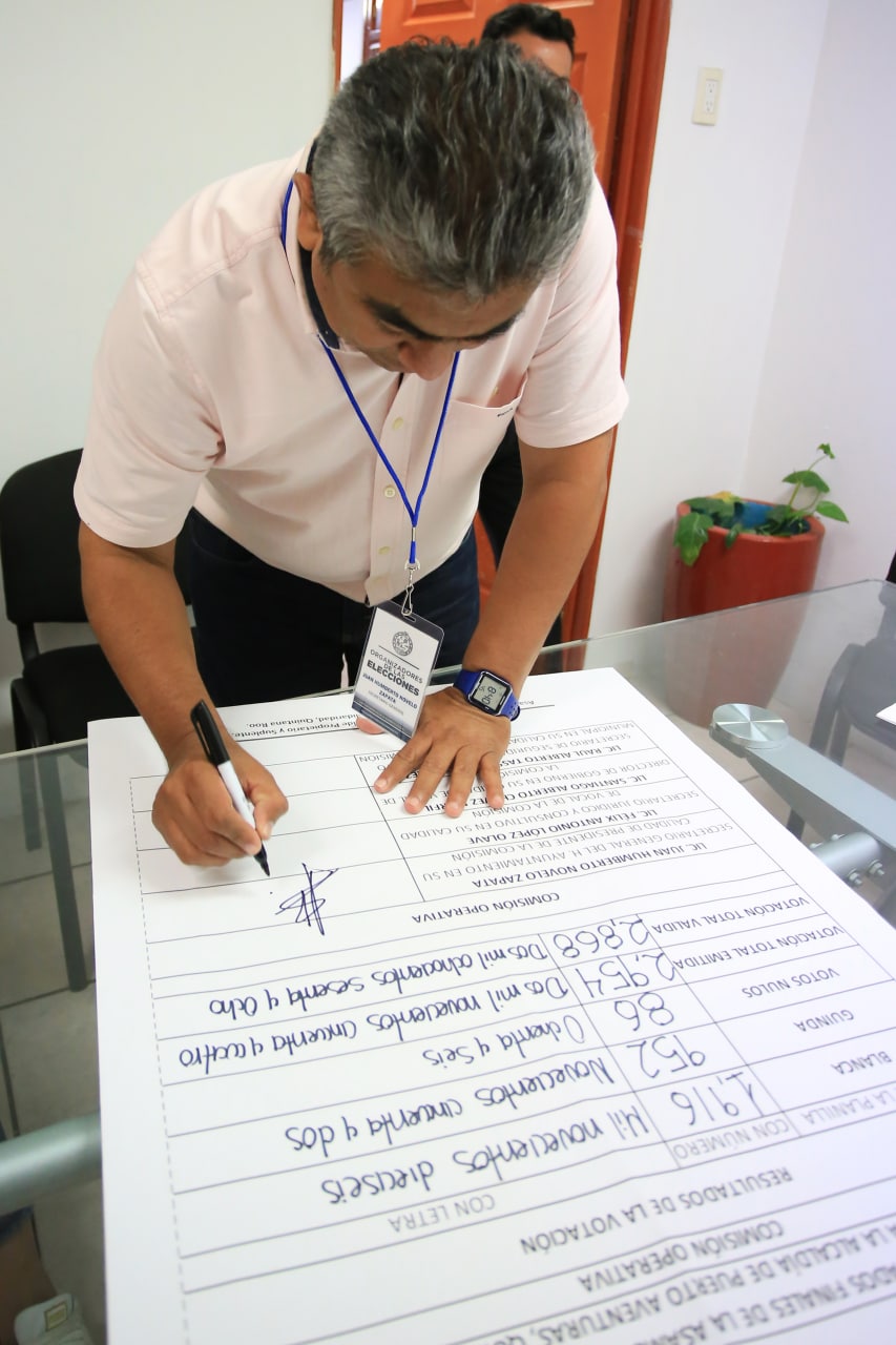 Tiene Puerto Aventuras a su primer alcalde electo de su historia