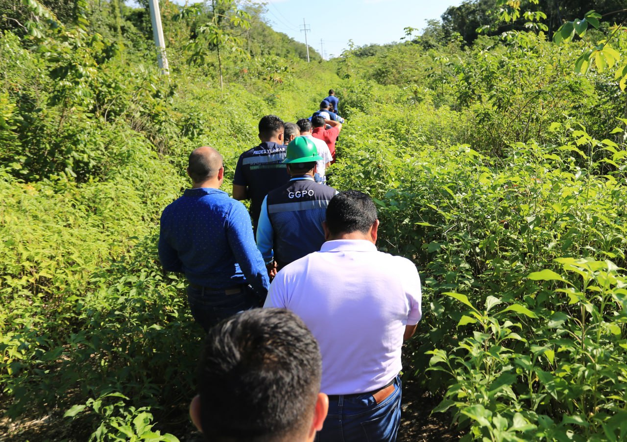 Lili Campos vigila la construcción de 5 nuevos pozos de agua