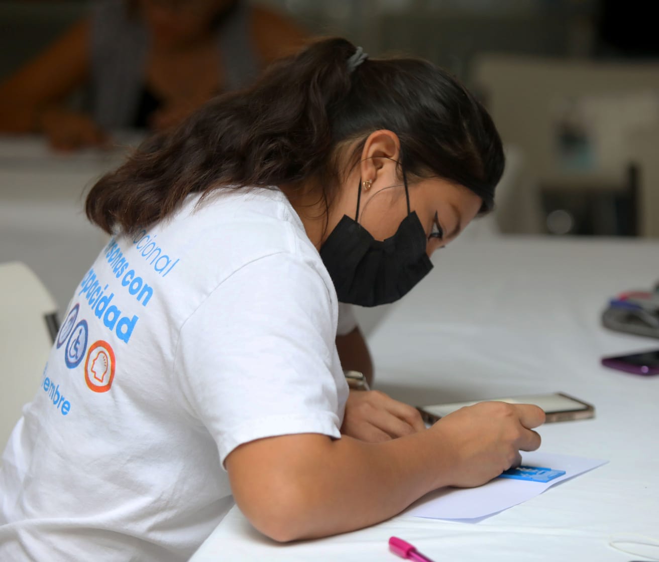 Concluye con éxito curso de aprendizaje del Sistema Braille