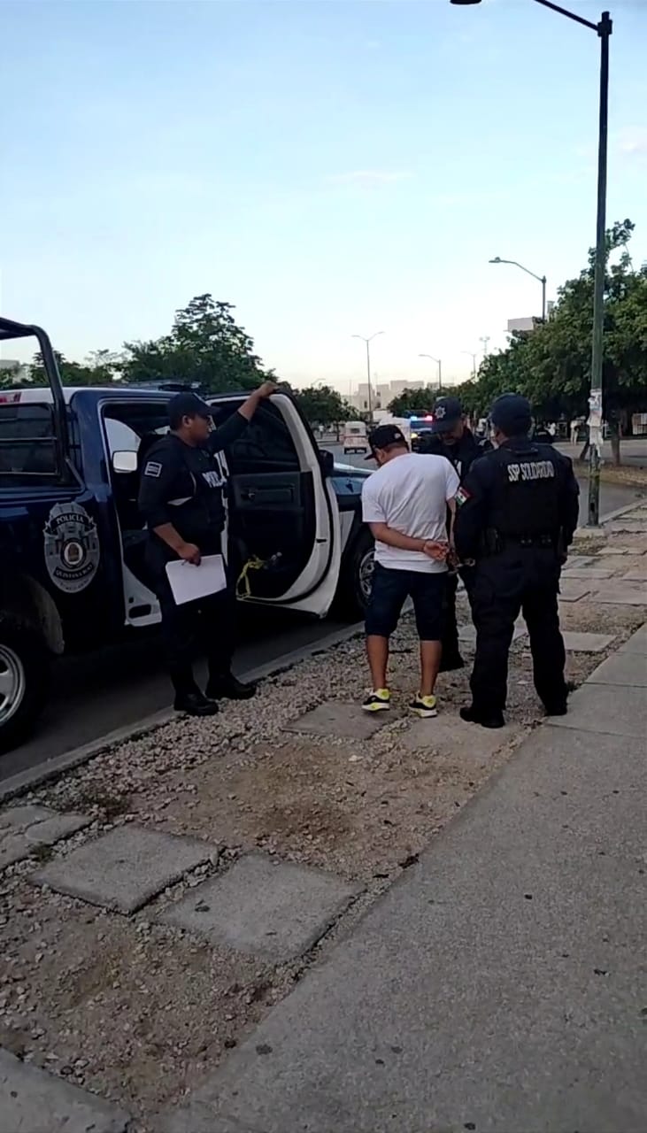 Intentan ejecutar a una persona en el fraccionamiento Villas del Sol de Playa del Carmen