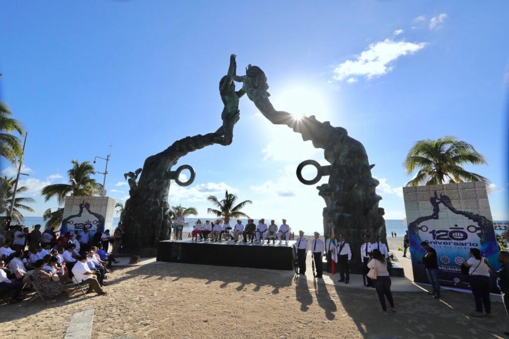Conmemoran los 120 aniversario de Playa del Carmen con fundadores