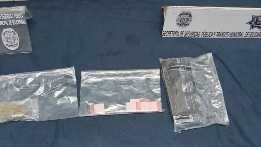 Ataque a la delincuencia: Policía de Solidaridad recupera moto y detiene a tres sujetos