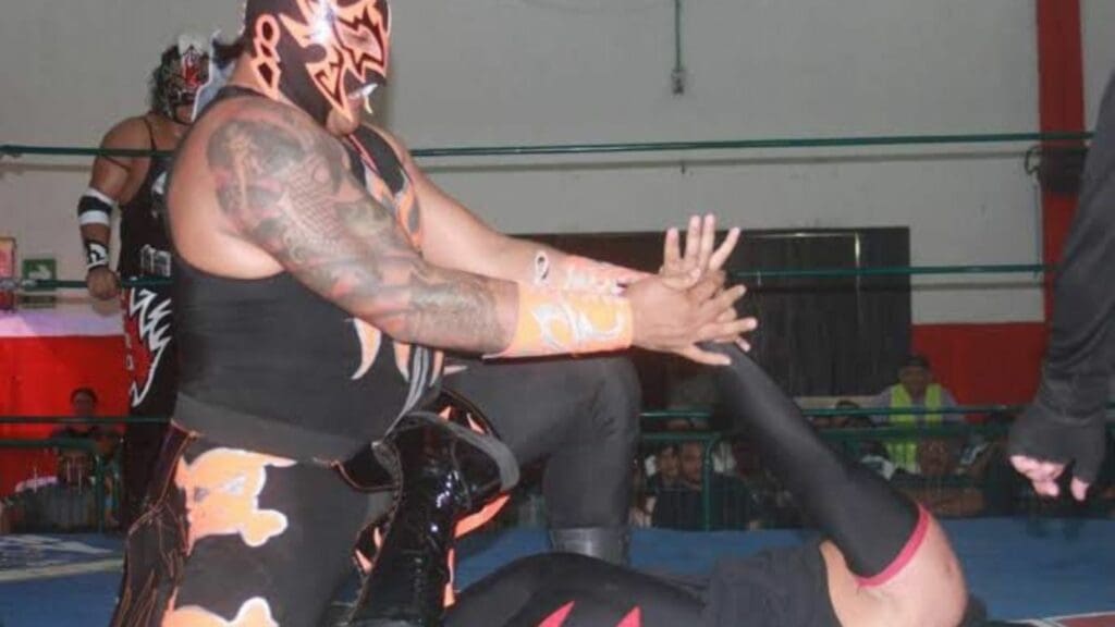 Abismo Negro Jr. encabezará función de lucha libre en el marco de la celebración del Janal Pixan.